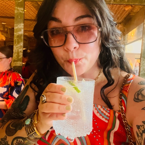 Meet The Posher - Picture 4 of 6